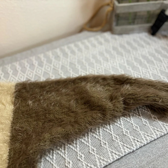 Egoist Sweater Multi-material with Pedal like design, stripes and mohair look. - Picture 4 of 12